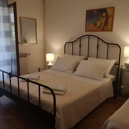 With Swimming Pool Jelsa (Hvar)