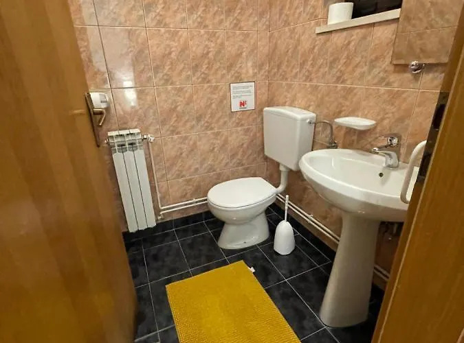 Apartmán With Swimming Pool *