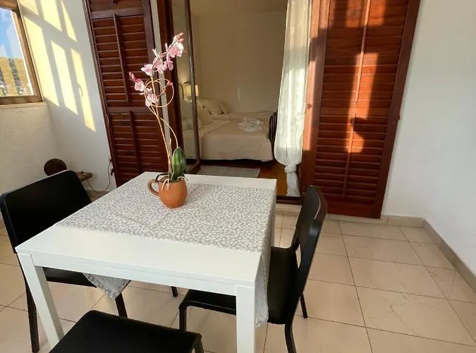 With Swimming Pool * ييلسا